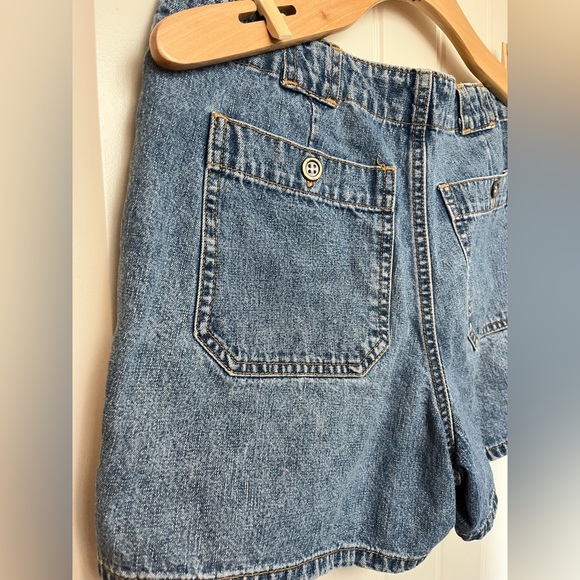 VINTAGE REAL CLOTHING - Shorts - Ladies 9 - Picture 1 of 4